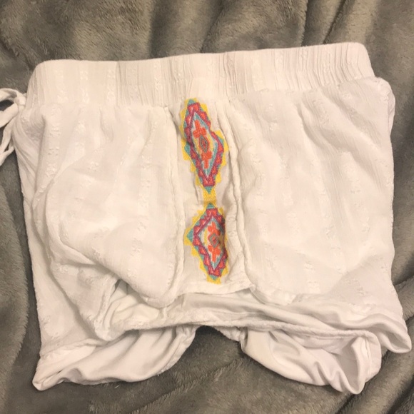 shorts - Picture 2 of 3